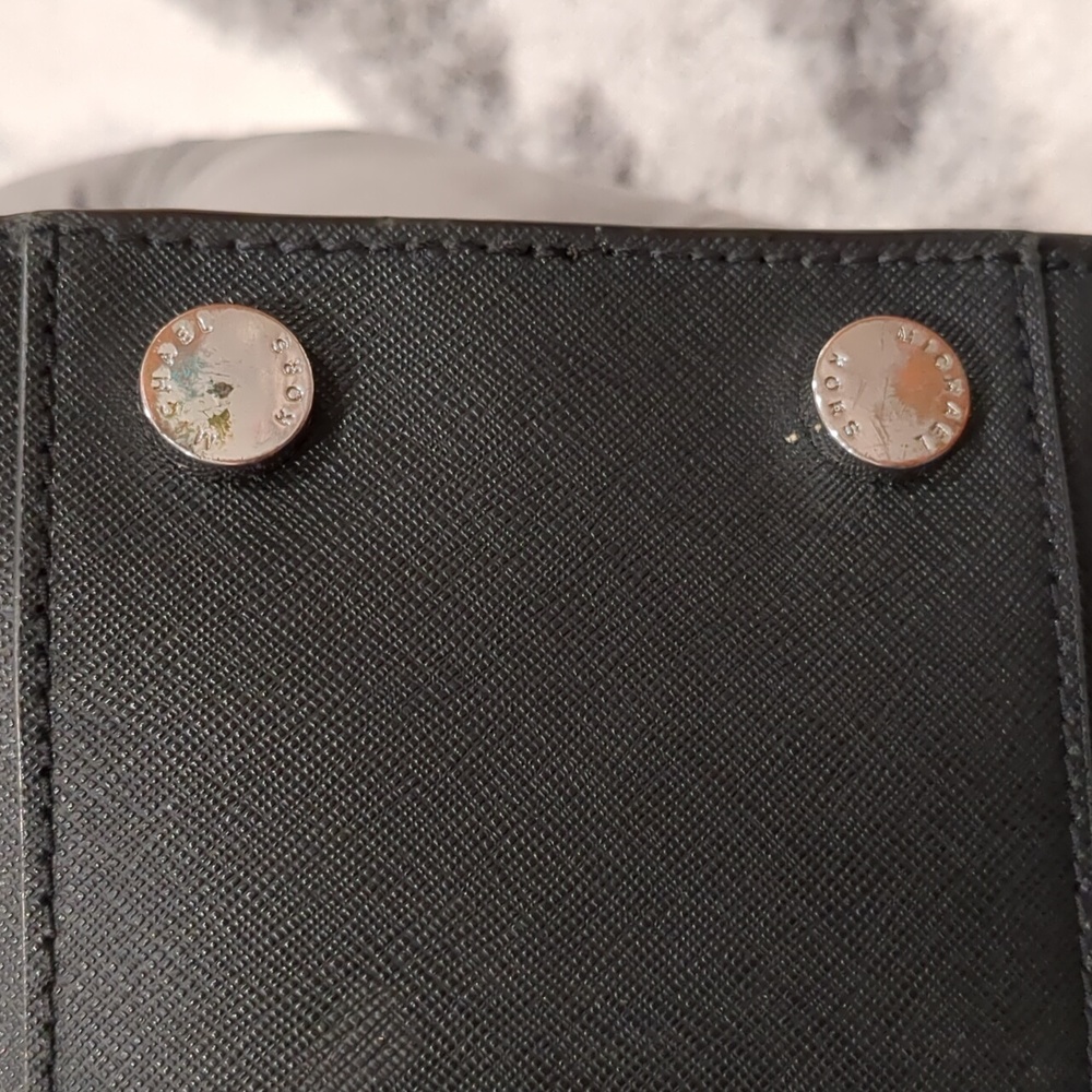 Michael Kors Dillon Satchel in black - Picture 11 of 14